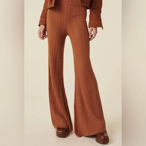 Brooklyn Bells in Ginger - Picture 2 of 12